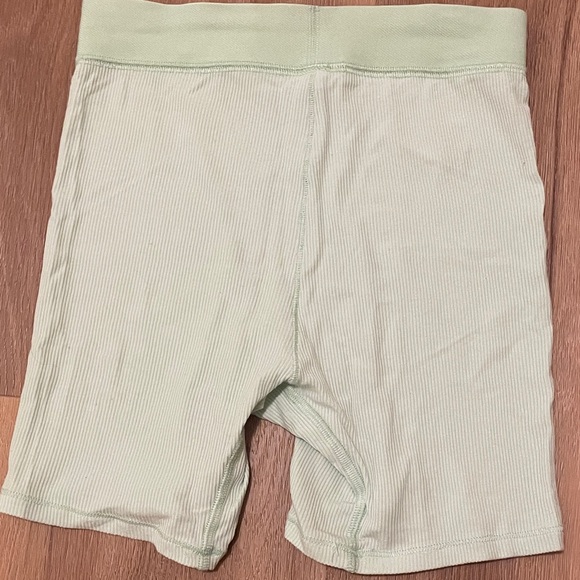 Skims Mint Color Ribbed Shorts - Picture 4 of 4